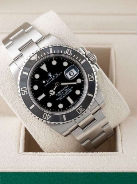 Rolex Submariner Date