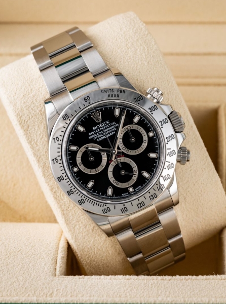 Rolex Daytona Black APH Chromalight Dial 