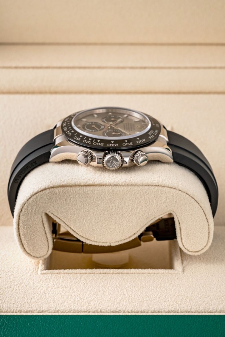 Rolex Daytona White Gold Grey Dial Oysterflex in ottime condizioni