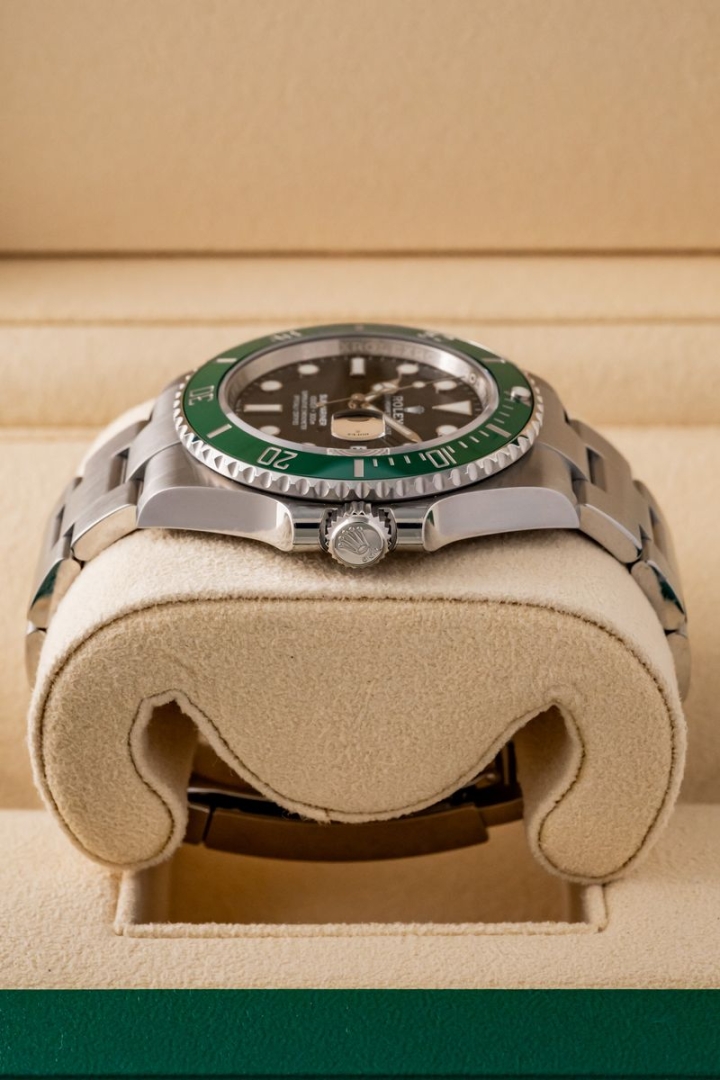 Rolex Submariner Date 41mm Starbucks in ottime condizioni