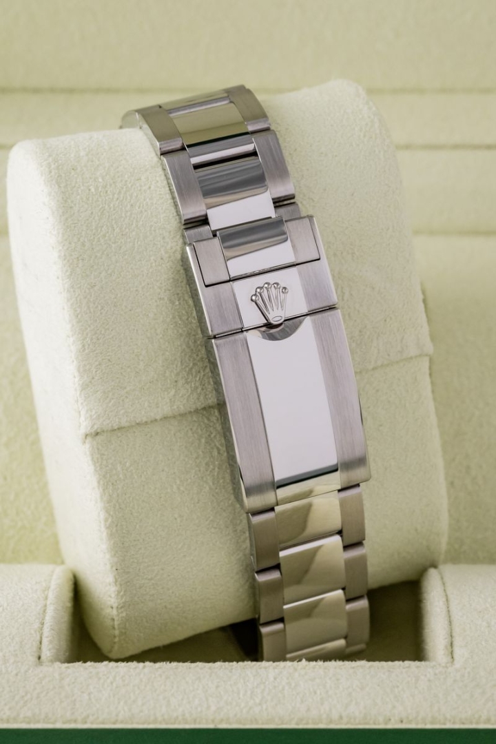Rolex Daytona White Dial