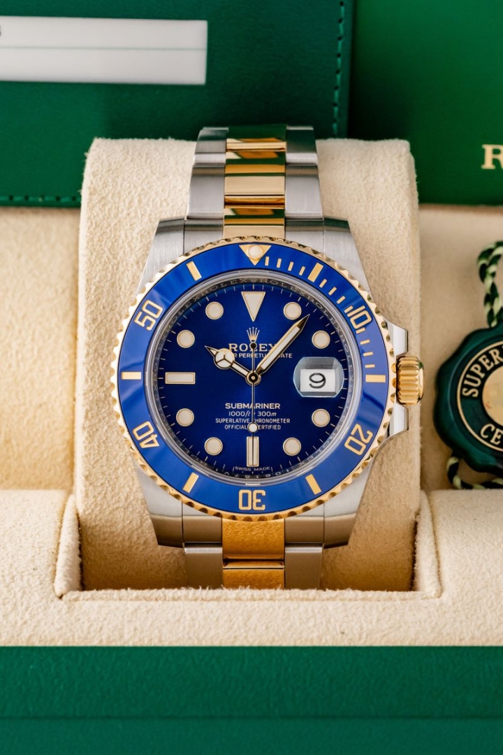 Rolex Submariner Date "Bluesy" di secondo polso