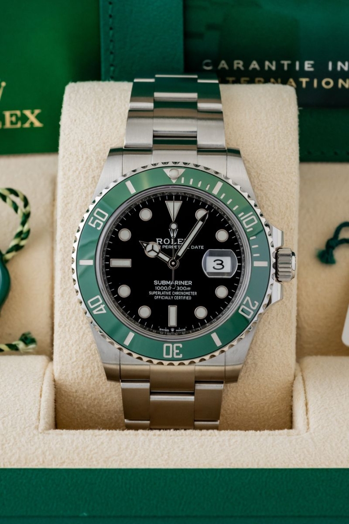 Rolex Submariner Date 41mm Starbucks di secondo polso