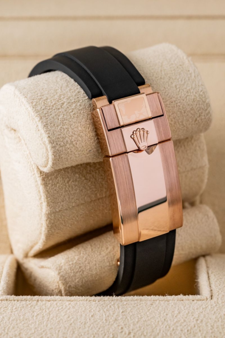Rolex Yachtmaster 40 Rose Gold Oysterflex