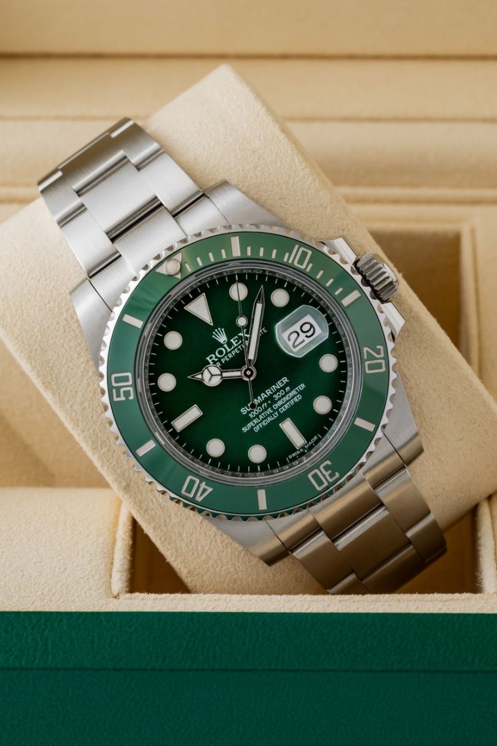 Set originale Rolex Submariner Date "Hulk"