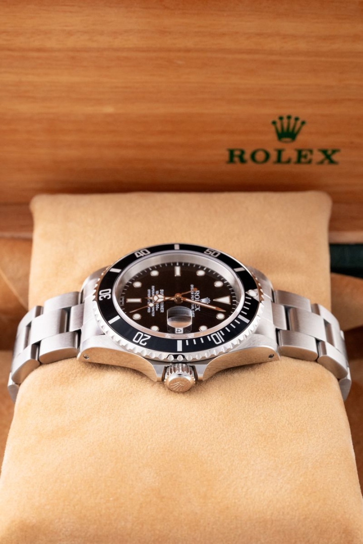Rolex Submariner Date "Swiss Only" usato garantito